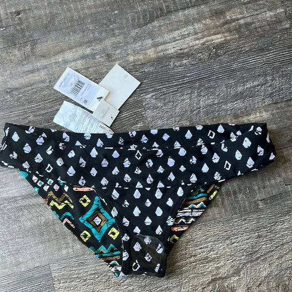 NWT Volcom Swim Bottoms - Picture 5 of 5